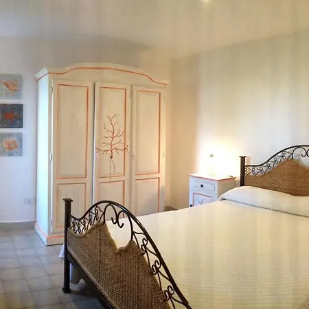 Sardegna Cala Reale 4* マリネッラ