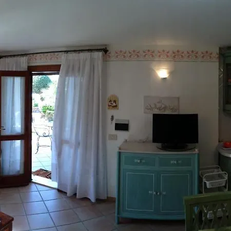 Sardegna Cala Reale 4* マリネッラ