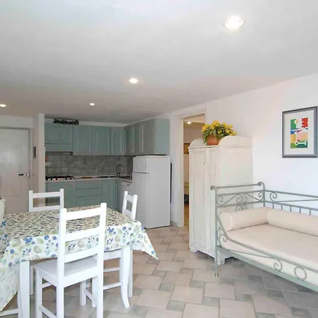 Aparthotel Sardegna Cala Reale Marinella (Sardinia)