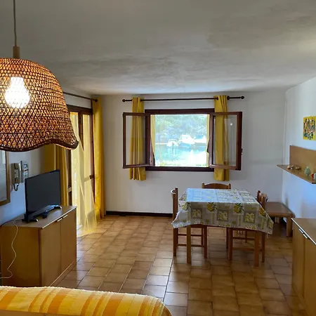 Aparthotel Sardegna Cala Reale Marinella (Sardinia)