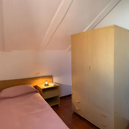 Ξενοδοχείο με διαμερίσματα Sardegna Cala Reale 4*