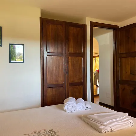 Aparthotel Sardegna Cala Reale Marinella (Sardinia)