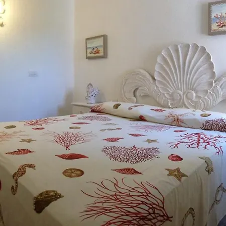 Sardegna Cala Reale Ξενοδοχείο με διαμερίσματα