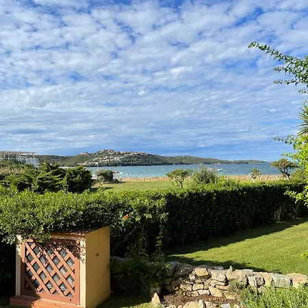 Sardegna Cala Reale مارينيلاّ