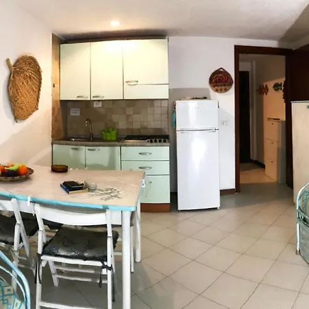 Sardegna Cala Reale Ξενοδοχείο με διαμερίσματα 4*