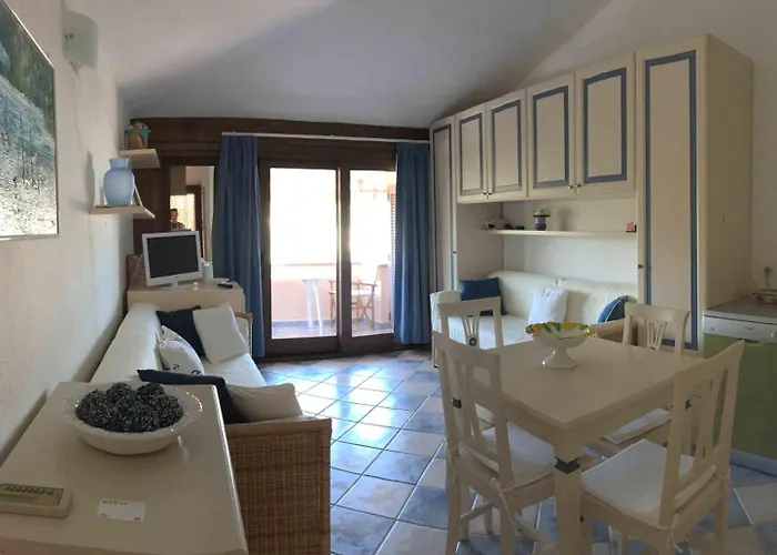 Apart Otel Sardegna Cala Reale 4*